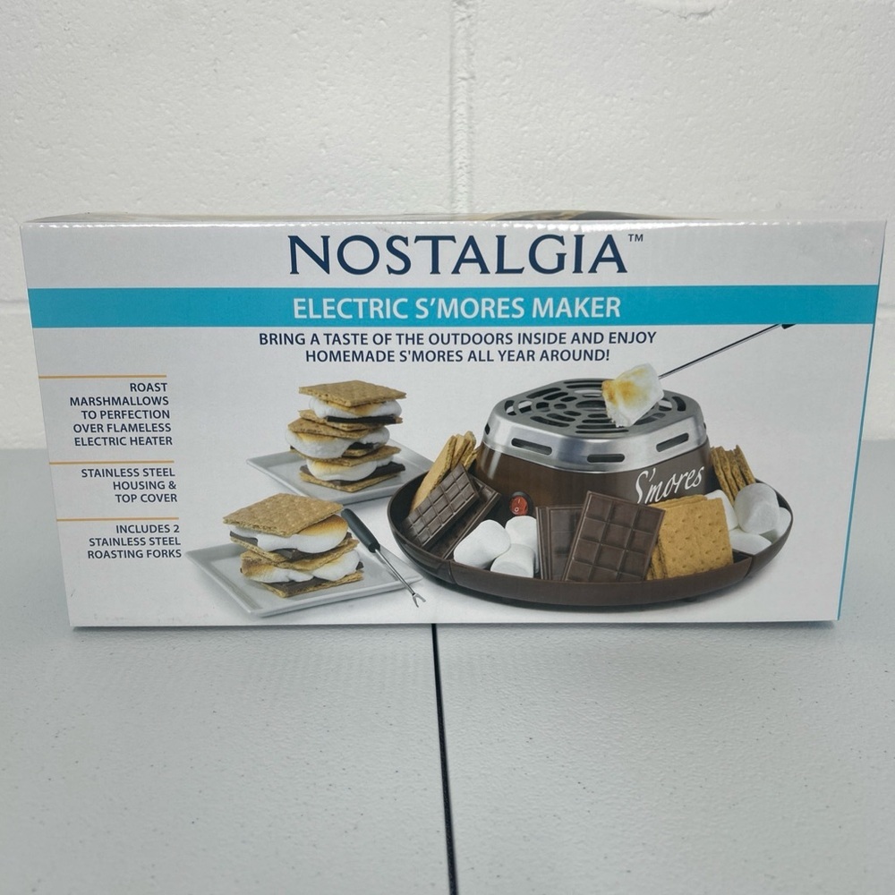 Nostalgia Blue Electric S'mores Kit